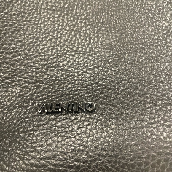 Black pebbled leather tote bag - Picture 6 of 15